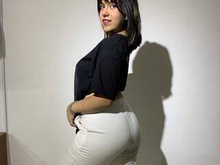 צ'אט וידאו ארוטי KrystalMoon