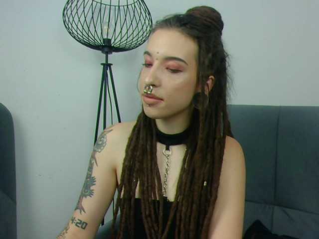 צילומי מסך משודרים KylieDevis