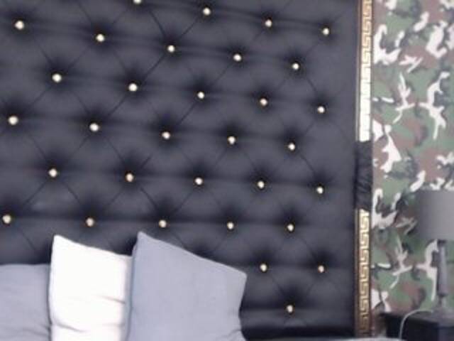 צילומי מסך משודרים KylieTy