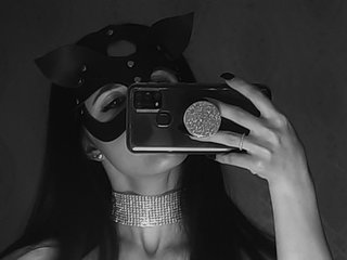צ'אט וידאו ארוטי Lady-meow
