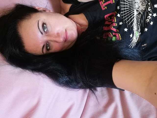 תמונה של הפרופיל LadyBaterflay
