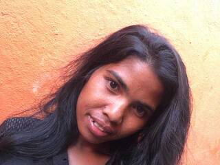 צ'אט וידאו ארוטי Ladyjunah