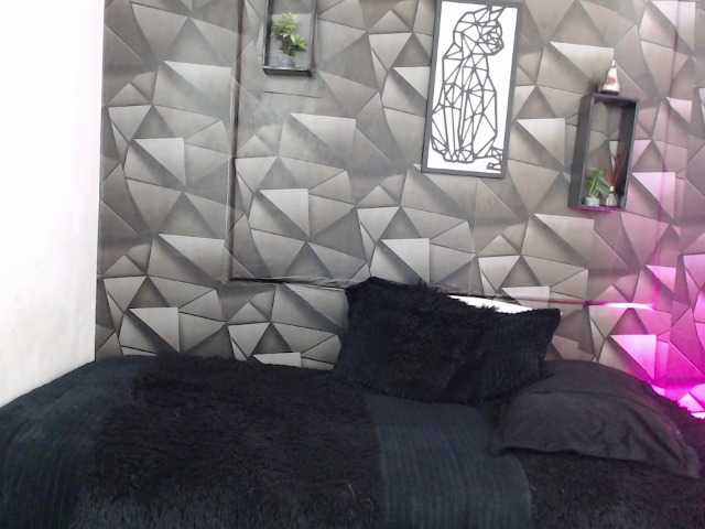 צילומי מסך משודרים LanaCollins