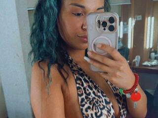 צ'אט וידאו ארוטי LanaVoxx