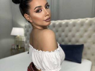 צ'אט וידאו ארוטי LaraAnne