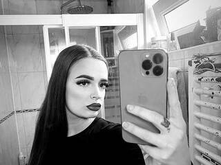 צ'אט וידאו ארוטי Larameijer