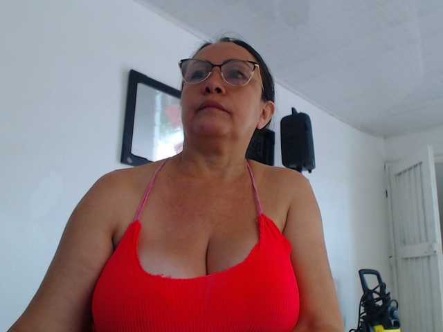 תמונות LATINAANALx 25 tkns show me boobs naked show me boobs for 20 tkns