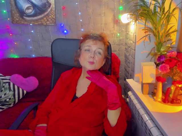 צילומי מסך משודרים Laura-Gracy