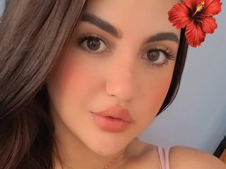 צ'אט וידאו ארוטי laura-hot19