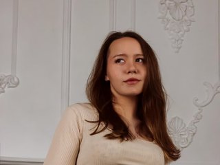 צ'אט וידאו ארוטי LauraEllins