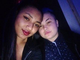 צ'אט וידאו ארוטי LauriTatiHots