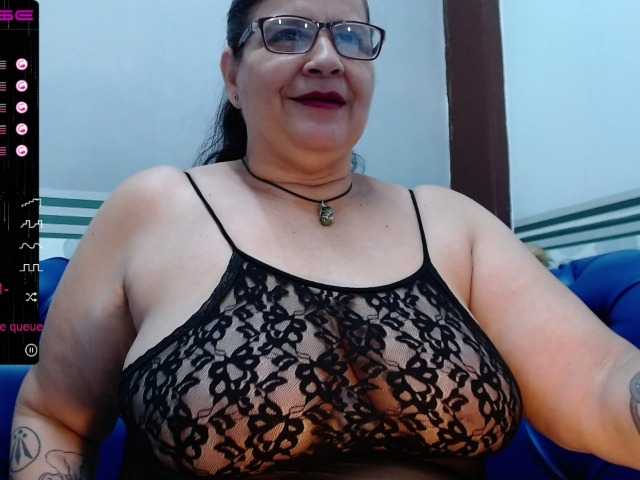 צילומי מסך משודרים LauraRiley