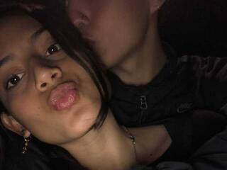 צ'אט וידאו ארוטי LAUREN-SEBAS