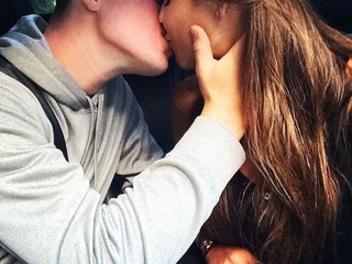 צ'אט וידאו ארוטי LavinellsX