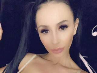 צ'אט וידאו ארוטי LaylaRad