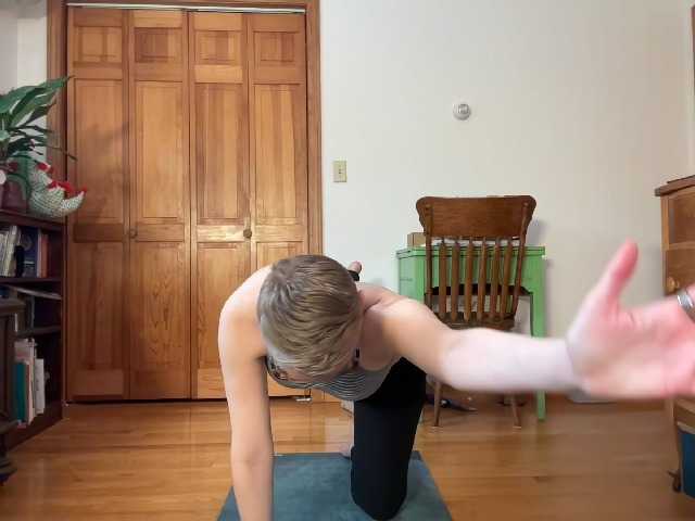 תמונות LeahWilde Yoga time!- keep in mind lurkers will be banned, if you can't tip you can't stay