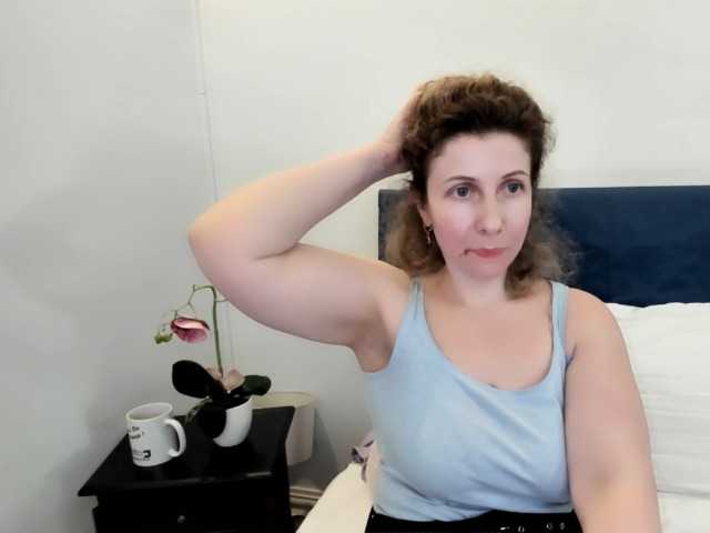 צילומי מסך משודרים LeaModel