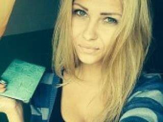 צ'אט וידאו ארוטי lediann