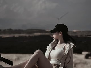צ'אט וידאו ארוטי Leesoon