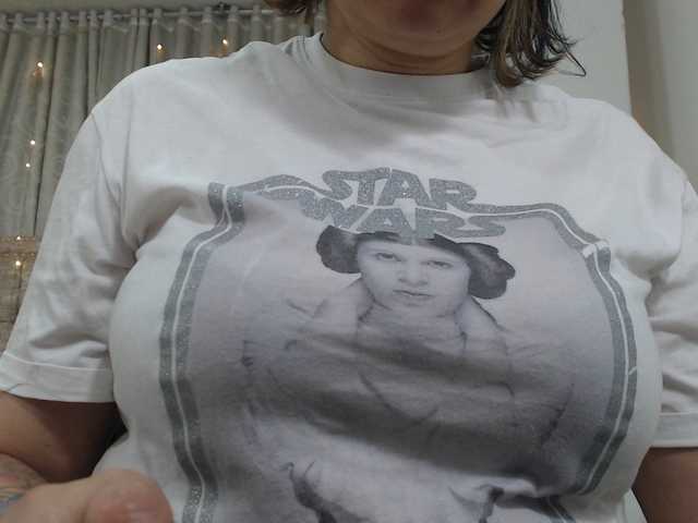 צילומי מסך משודרים Leia-bennet