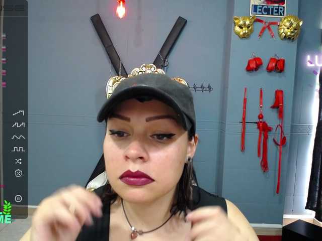 צילומי מסך משודרים Leia-bennet