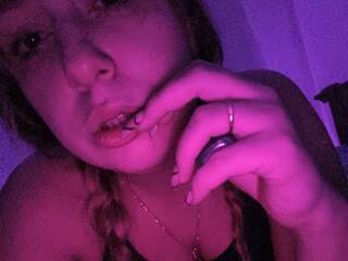 צ'אט וידאו ארוטי LekaAlena