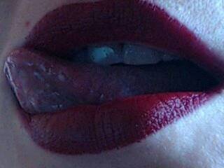 צ'אט וידאו ארוטי 8Lenka8