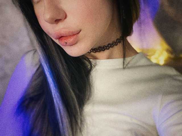 תמונה של הפרופיל elenaaddiction