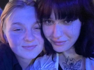 צ'אט וידאו ארוטי LesbianSquad