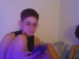 צ'אט וידאו ארוטי Lexaandvenus