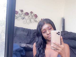 צ'אט וידאו ארוטי LexiDeGoddess