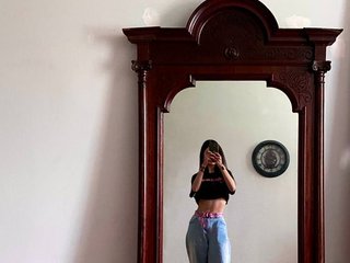 צ'אט וידאו ארוטי LexiLuxx
