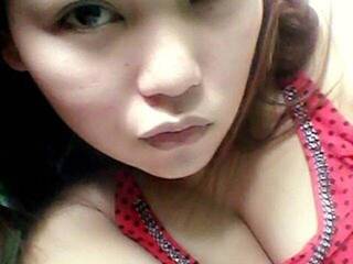 צ'אט וידאו ארוטי xAsianTitsx