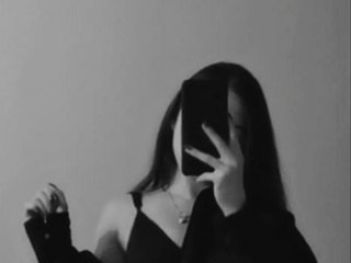 צ'אט וידאו ארוטי Lia-Li