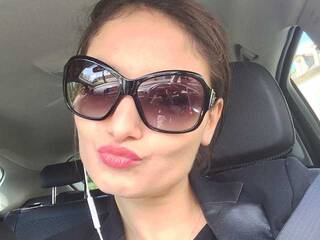 צ'אט וידאו ארוטי liaDevice