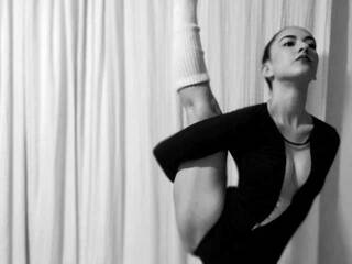 צ'אט וידאו ארוטי LiaMistic