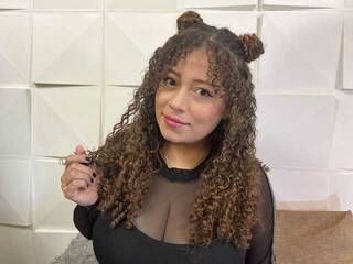 צ'אט וידאו ארוטי LianaDuque