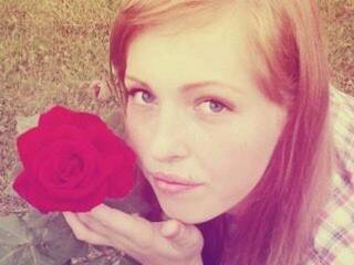 צ'אט וידאו ארוטי LianaNes