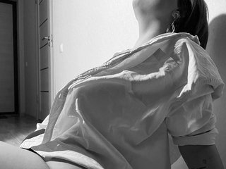 צ'אט וידאו ארוטי Lienanikeen