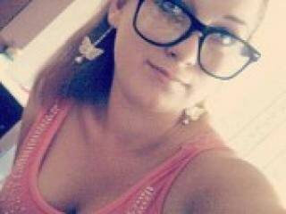 צ'אט וידאו ארוטי lila97