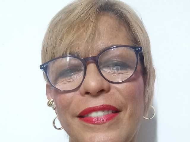 תמונה של הפרופיל Lili-hung1
