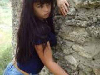 צ'אט וידאו ארוטי lilia199