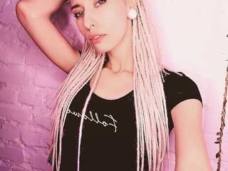 צ'אט וידאו ארוטי lilith-13