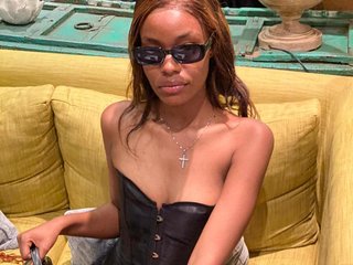 צ'אט וידאו ארוטי Lillie-03