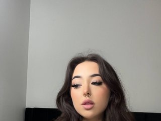 צ'אט וידאו ארוטי Liloshroxy