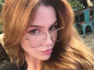 צ'אט וידאו ארוטי lilyeaston