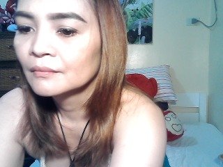 צ'אט וידאו ארוטי lilymaepinay