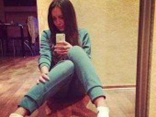 צ'אט וידאו ארוטי linastar