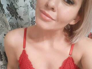 צ'אט וידאו ארוטי LinaWinter