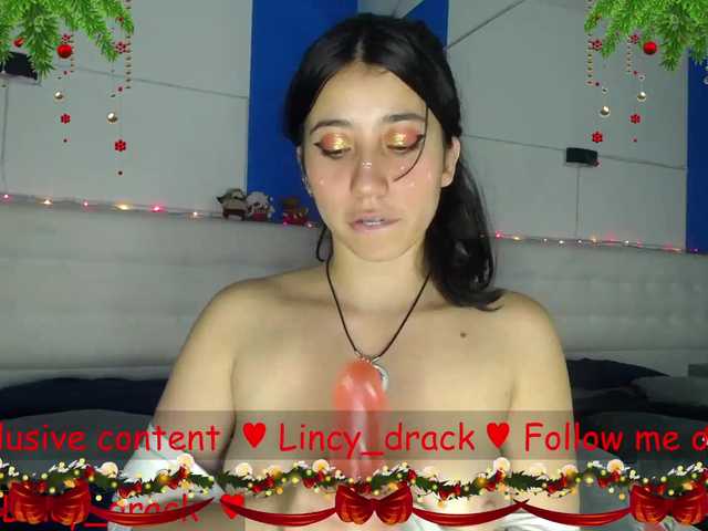 תמונות Lincy5 Bra off and sho w boobs #smalltits #18 #daddy #latina #braces